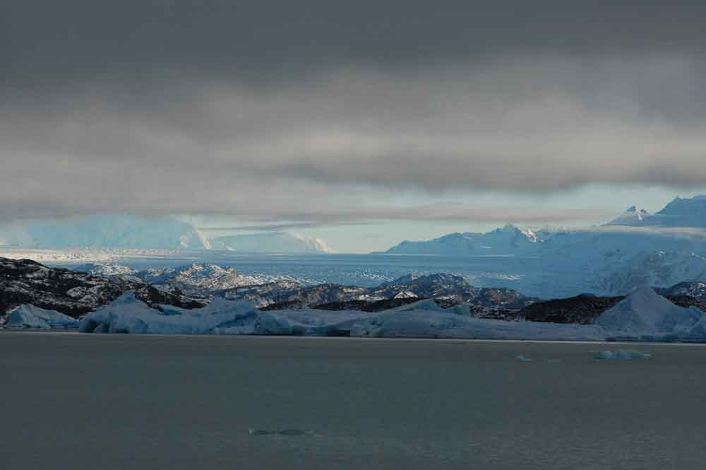 Argentina 037 - parque nacional de los glaciares - glaciar Upsala.jpg